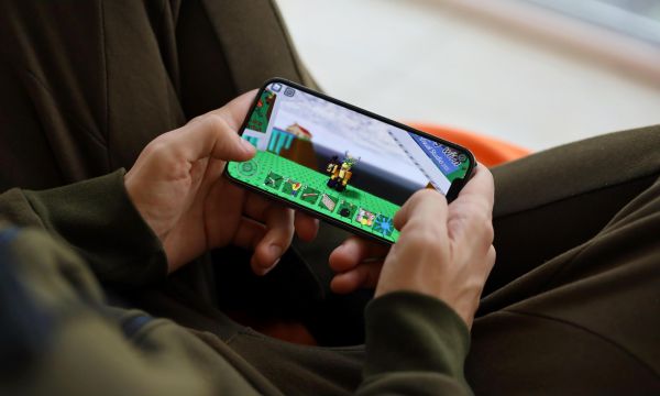 Roblox-pelo-celular-(Fonte-Google)